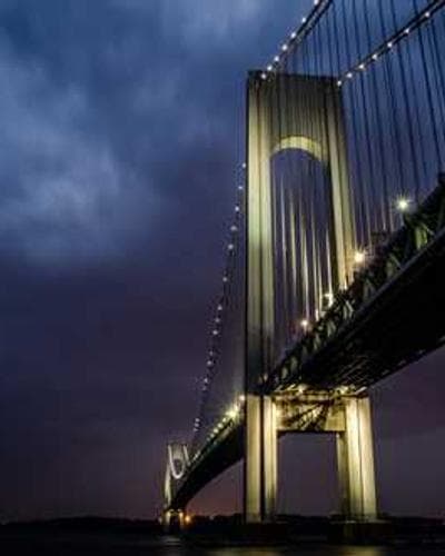 מכנסיים שחורים